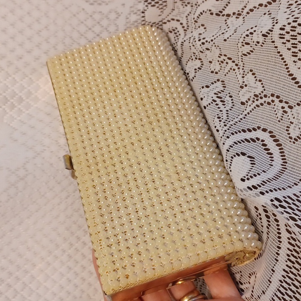 1960s Pearl Clutch Box Purse/ bag 5798